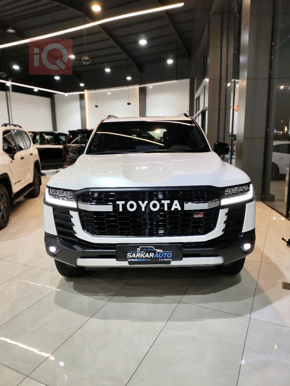 تويوتا لاندكروزر